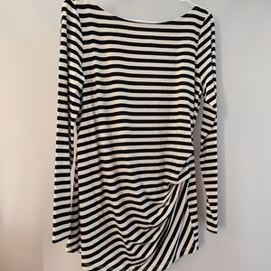 A PEA IN THE POD Maternity Top- NWT